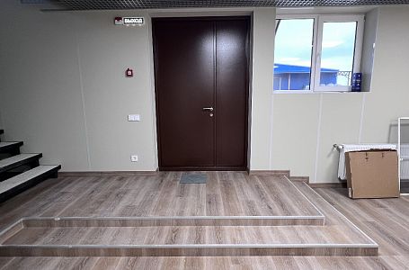 Строительство офиса 600 м2 в каркасном строении из сэндвич панелей