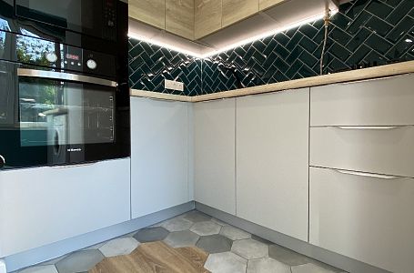 Капитальный ремонт 1-комнатной квартиры на побережье по дизайн-проекту