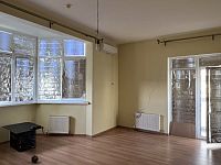 Двухкомнатная квартира в мкр "Немецкая деревня". Игорь